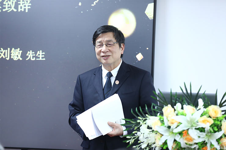 Z6���������ǲ�(�й���)���޹�˾����