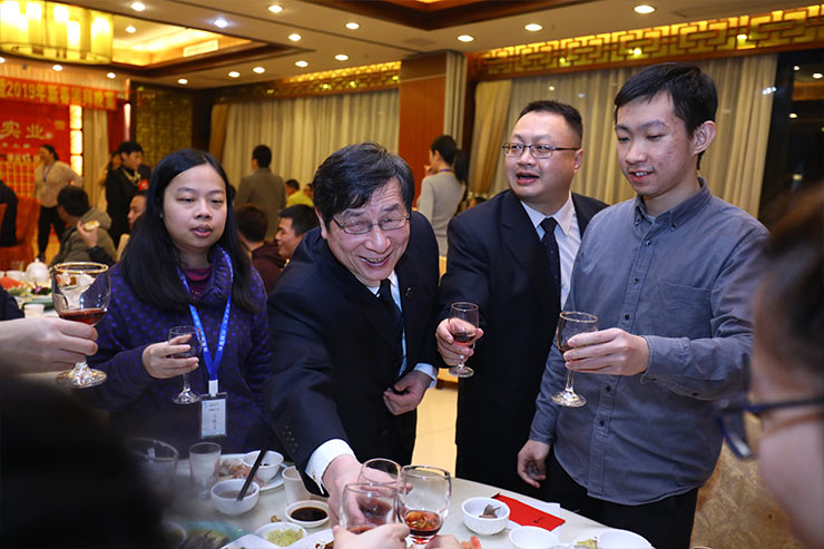 Z6���������ǲ�(�й���)���޹�˾����