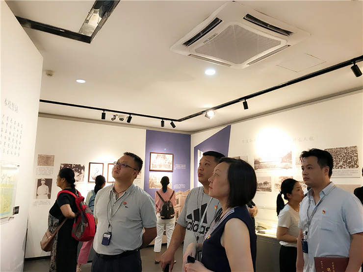 Z6���������ǲ�(�й���)���޹�˾����